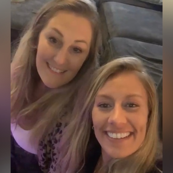 Meet your Poshers, Elizabeth, Stephanie, & Kristen - Picture 5 of 8